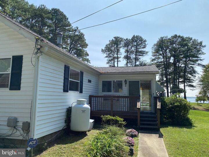 Property Photo: 260 Vista Lane MD 20657