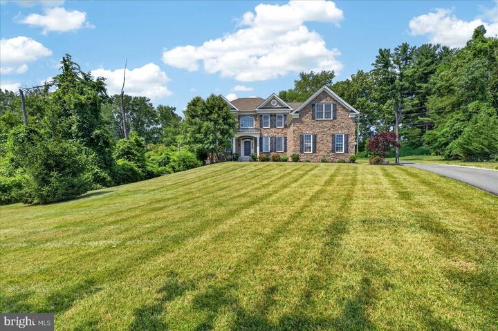 Property Photo: 1020 Jeffords Circle PA 19063