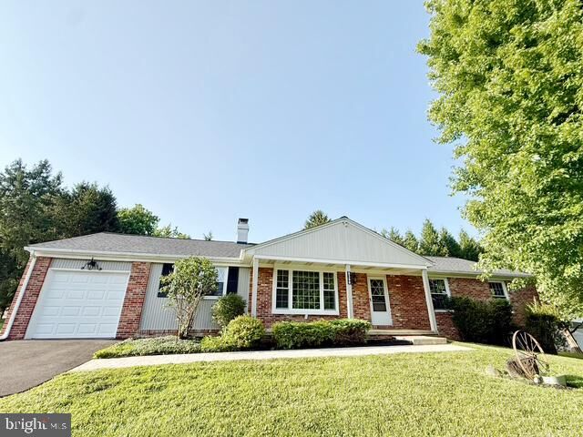 Property Photo: 9398 Paulskirk Drive MD 21042