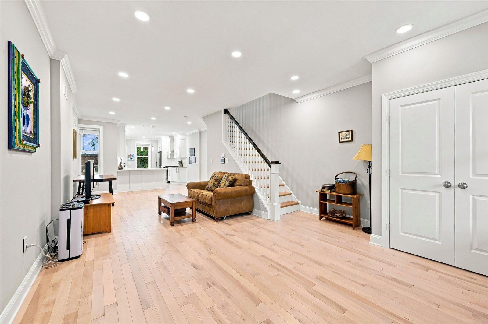 Property Photo: 40 E Slocum Street PA 19119
