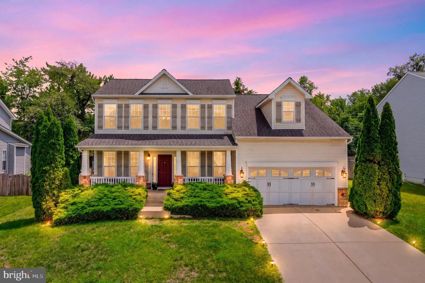 Property Photo: 1004 Glen Oak Court MD 20646