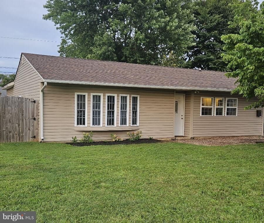 Property Photo: 9 Kullen Drive DE 19713