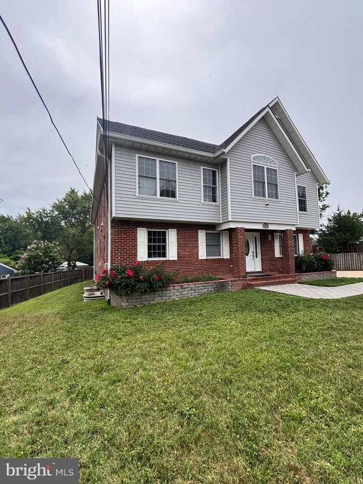 Property Photo:  6219 Crestwood Drive  VA 22312 