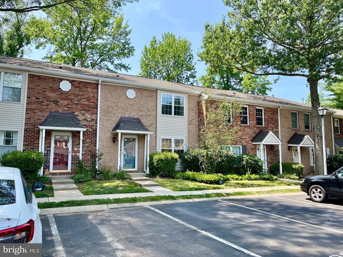 Property Photo:  32 Pagoda Ct  NJ 08648 