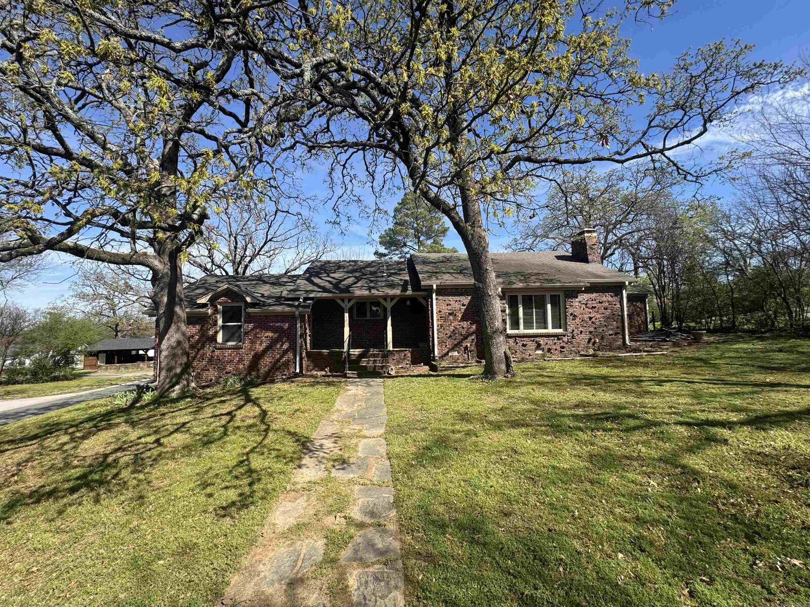 Property Photo: 2201 S Q Street AR 72901