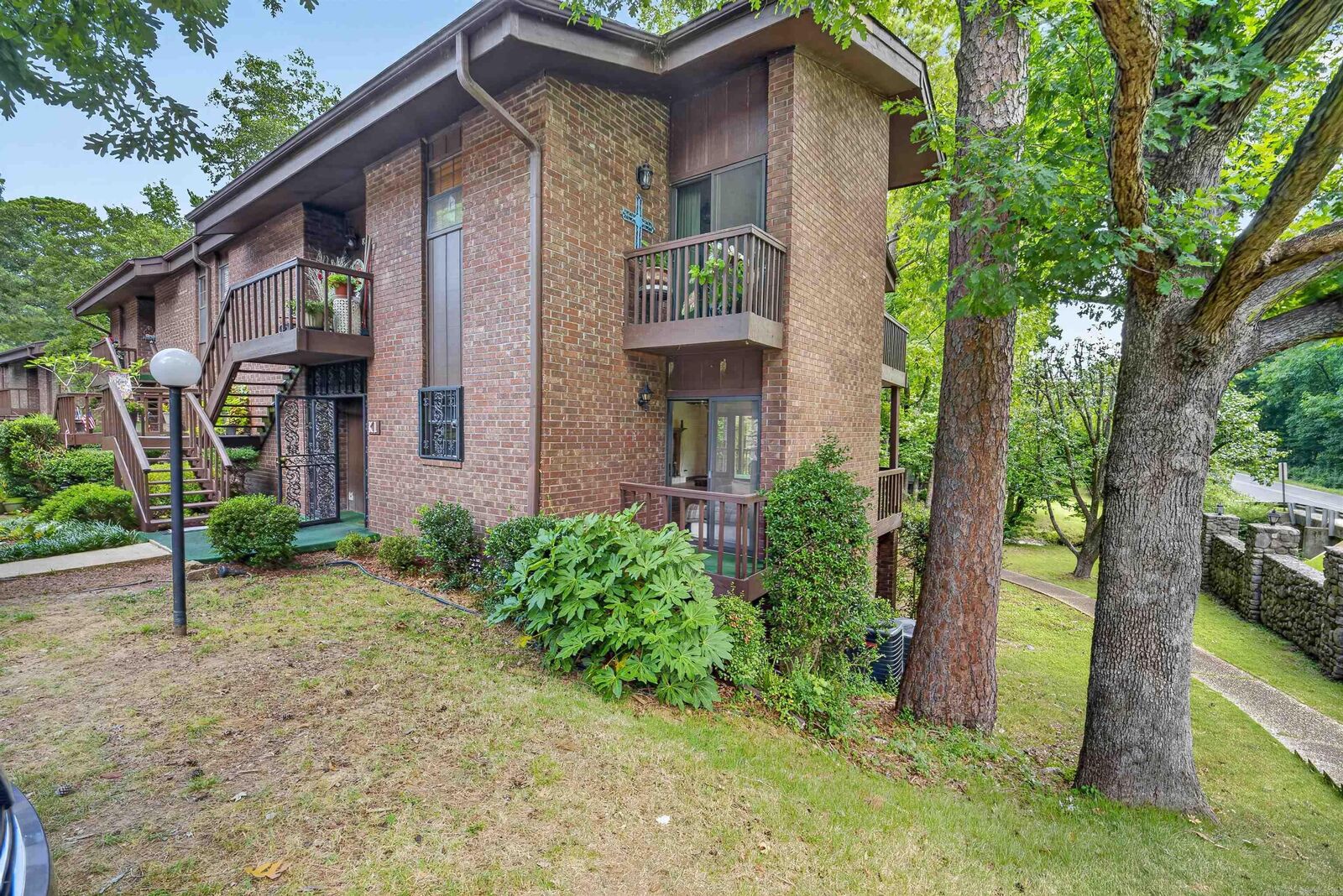 Property Photo: 2315 Lakeshore Dr AR 71913