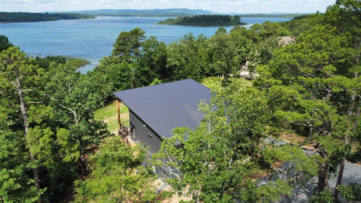 Property Photo:  370 Island Shores Dr.  AR 72530 