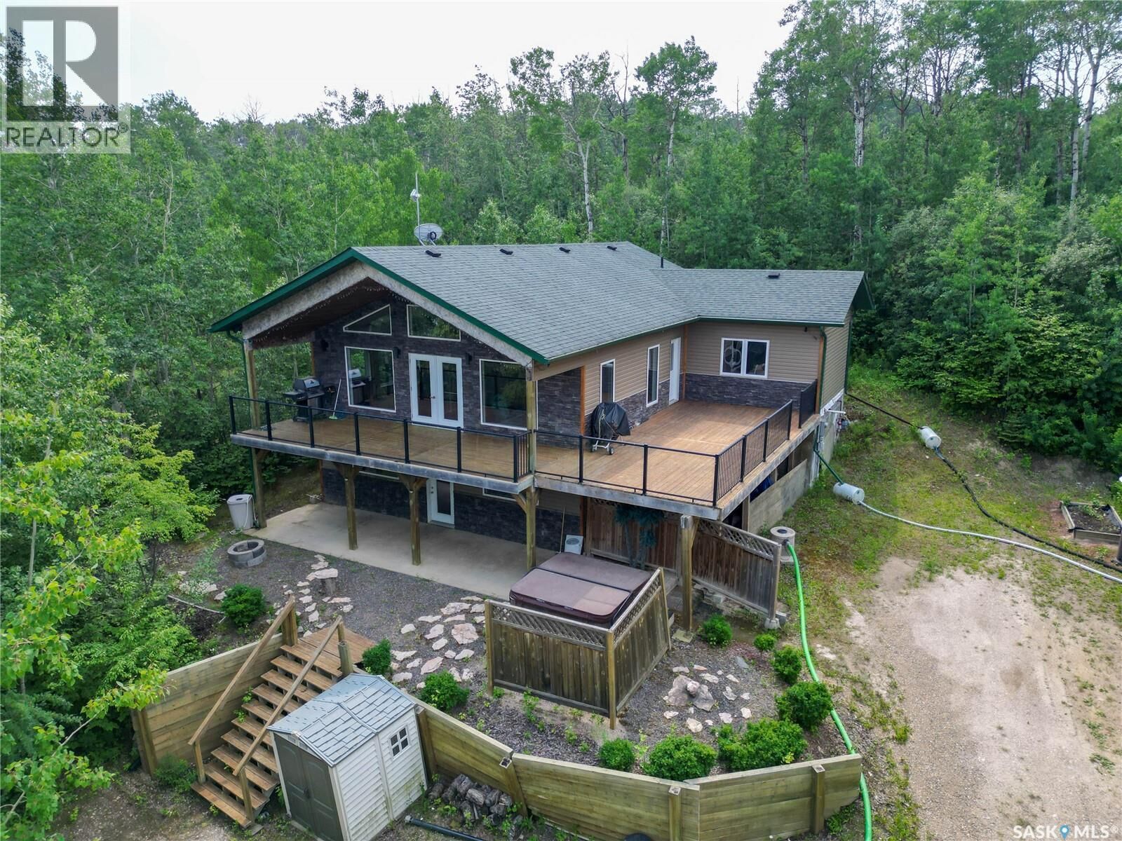 Property Photo: 130 Carwin Park Drive SK S0J 0N0