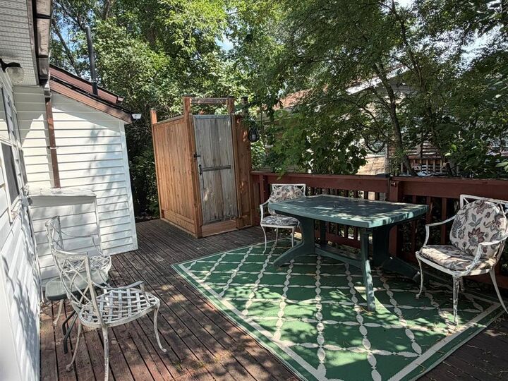 Property Photo:  66 1st Street  MB R0E 0T0 