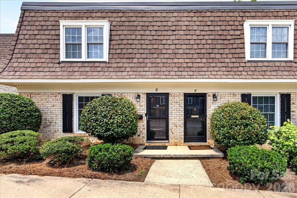 Property Photo:  3500 Colony Road E  NC 28211 