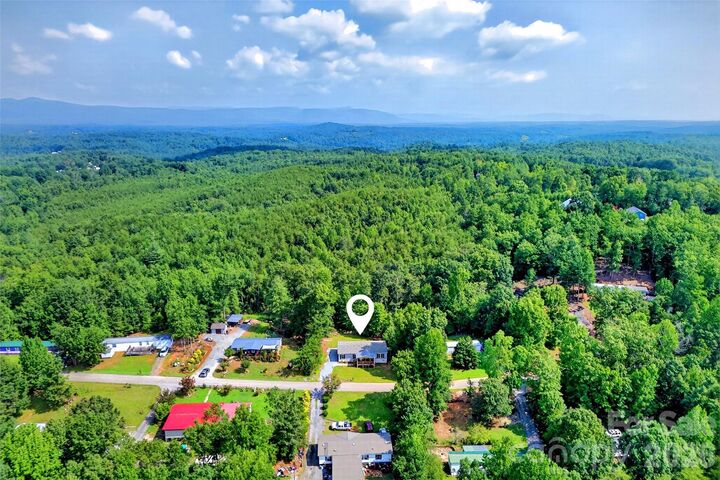 Property Photo: 248 Chestnut Oak Forest Drive NC 28761