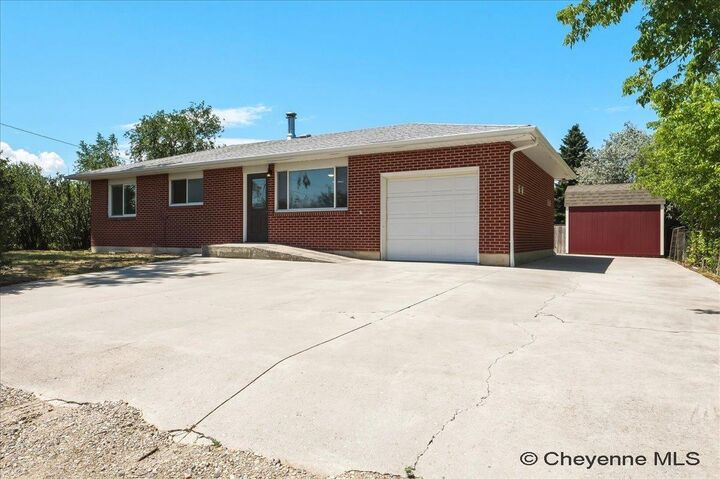Property Photo: 4322 Darnell Pl WY 82001