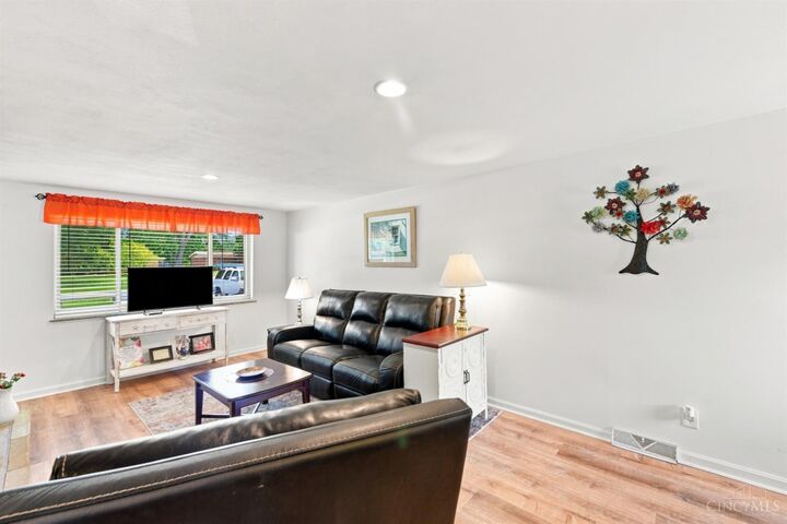 Property Photo: 4631 Elmont Drive OH 45245