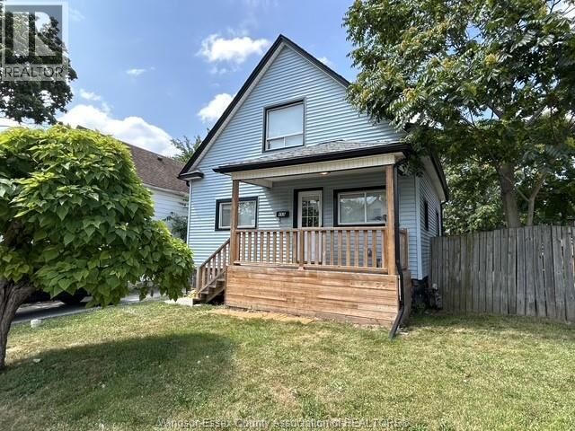Property Photo:  669 Bridge Avenue  ON N9B 2M5 