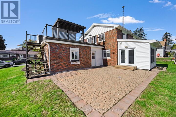 Property Photo:  825 Joseph Street  ON K0E 1E0 