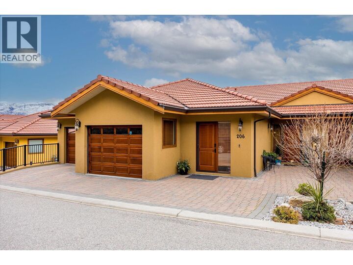Property Photo: 14419 Downton Avenue 206 BC V0H 1Z1