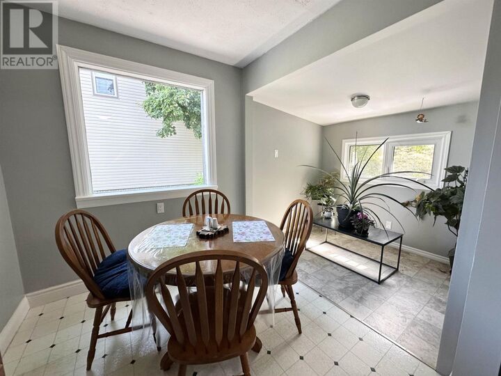 Property Photo:  219 McCulloch St  ON P7A 2L3 