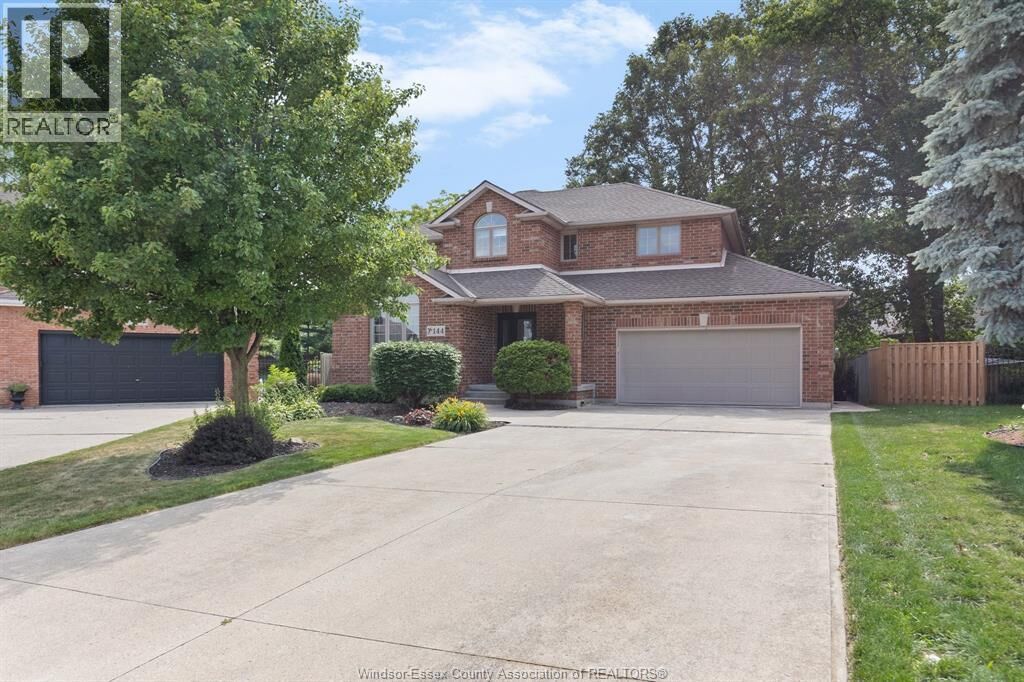 Property Photo:  144 Pheasant Run  ON N8L 0Z7 