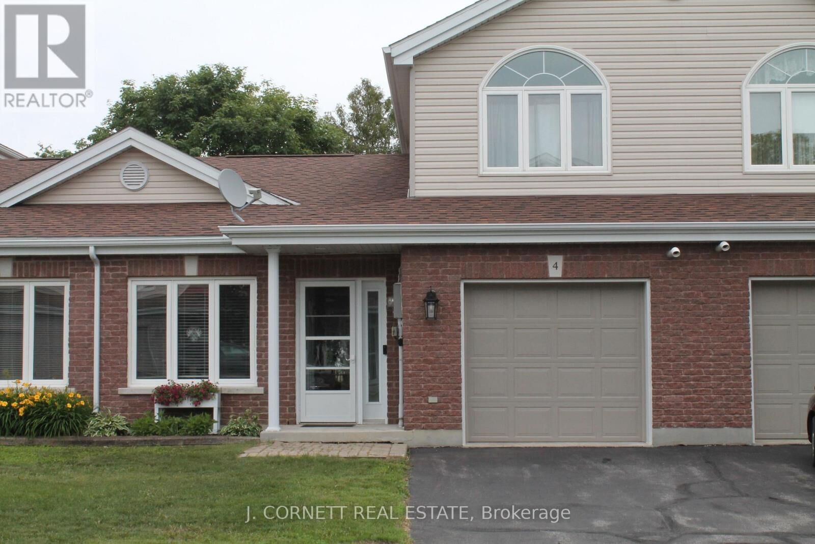 Property Photo: 3 Maple Street North 4 ON K0C 1M0