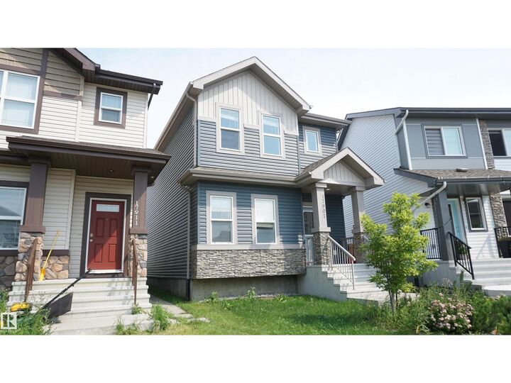 Property Photo: 17907 62 St NW AB T5Y 3Z4