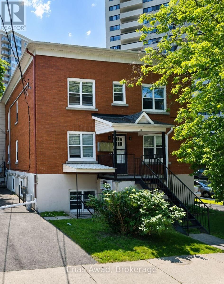 Property Photo: 64 Genest Street 3 ON K1L 7Z2