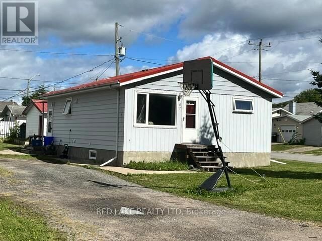 67 Detta Road — photo 1