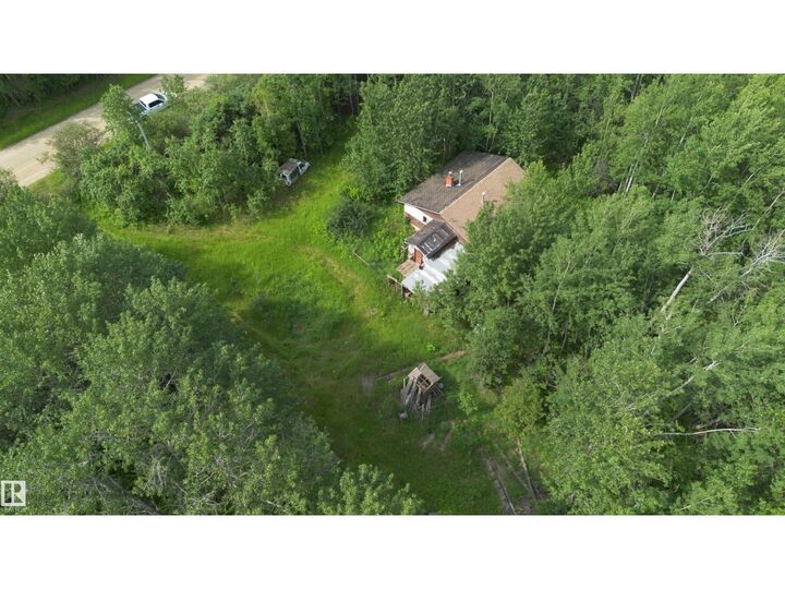 Property Photo:  23412 Twp Rd 613A  AB T0G 2E0 