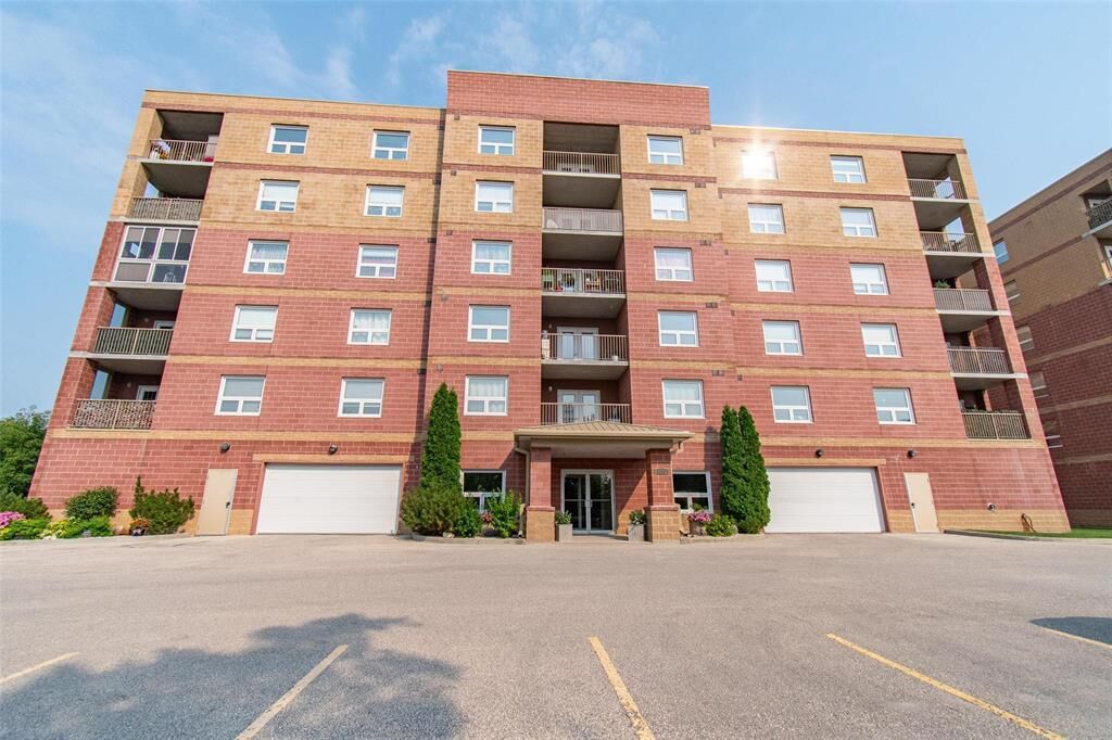 Property Photo: 6940 Henderson Highway MB R1B 1A5