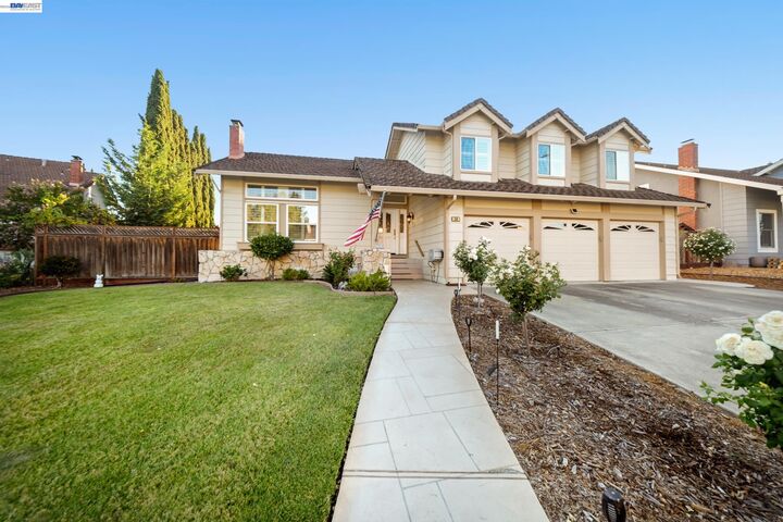 Property Photo:  34 Shetland Ct  CA 94583 