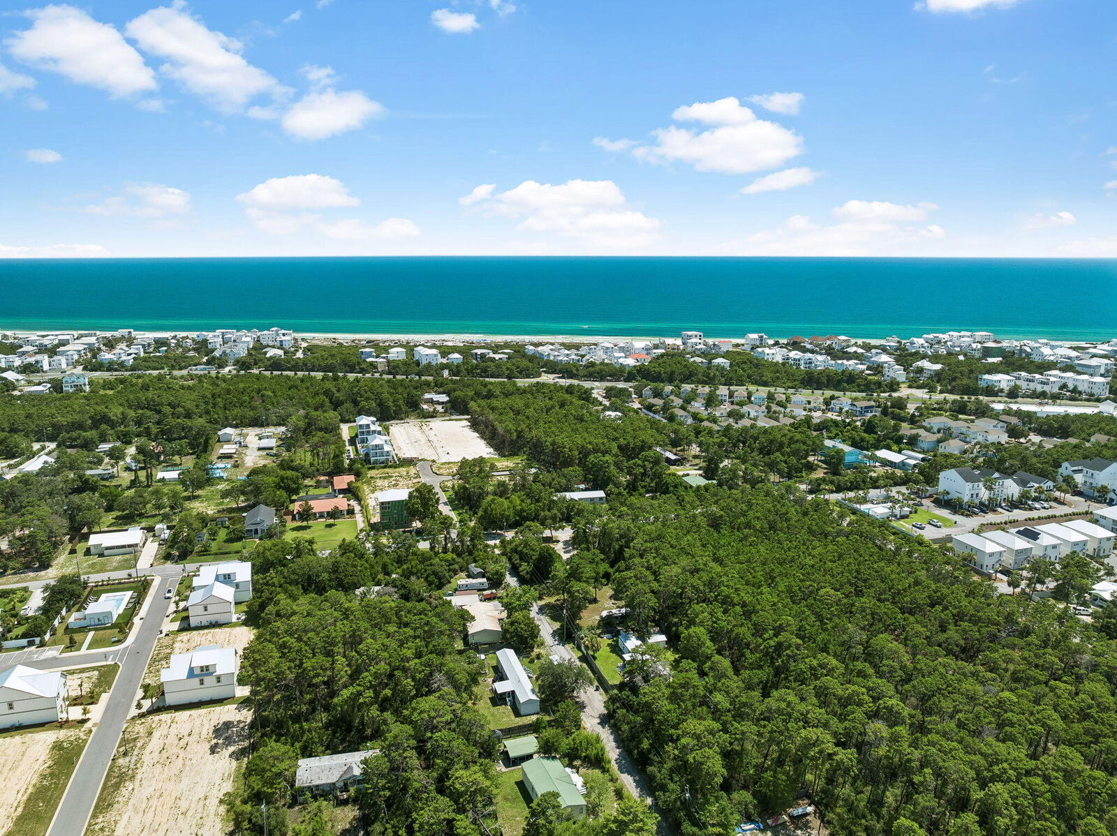 Property Photo: 19 Freedom Way FL 32461