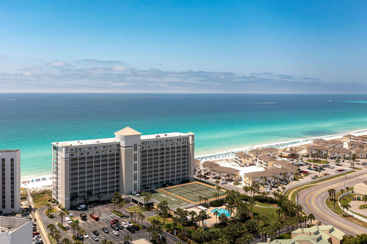 Property Photo: 830 Gulf Shore Drive Unit 5081 FL 32541