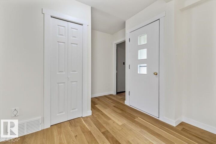 Property Photo:  10415 98 Avenue  AB T8L 1X2 