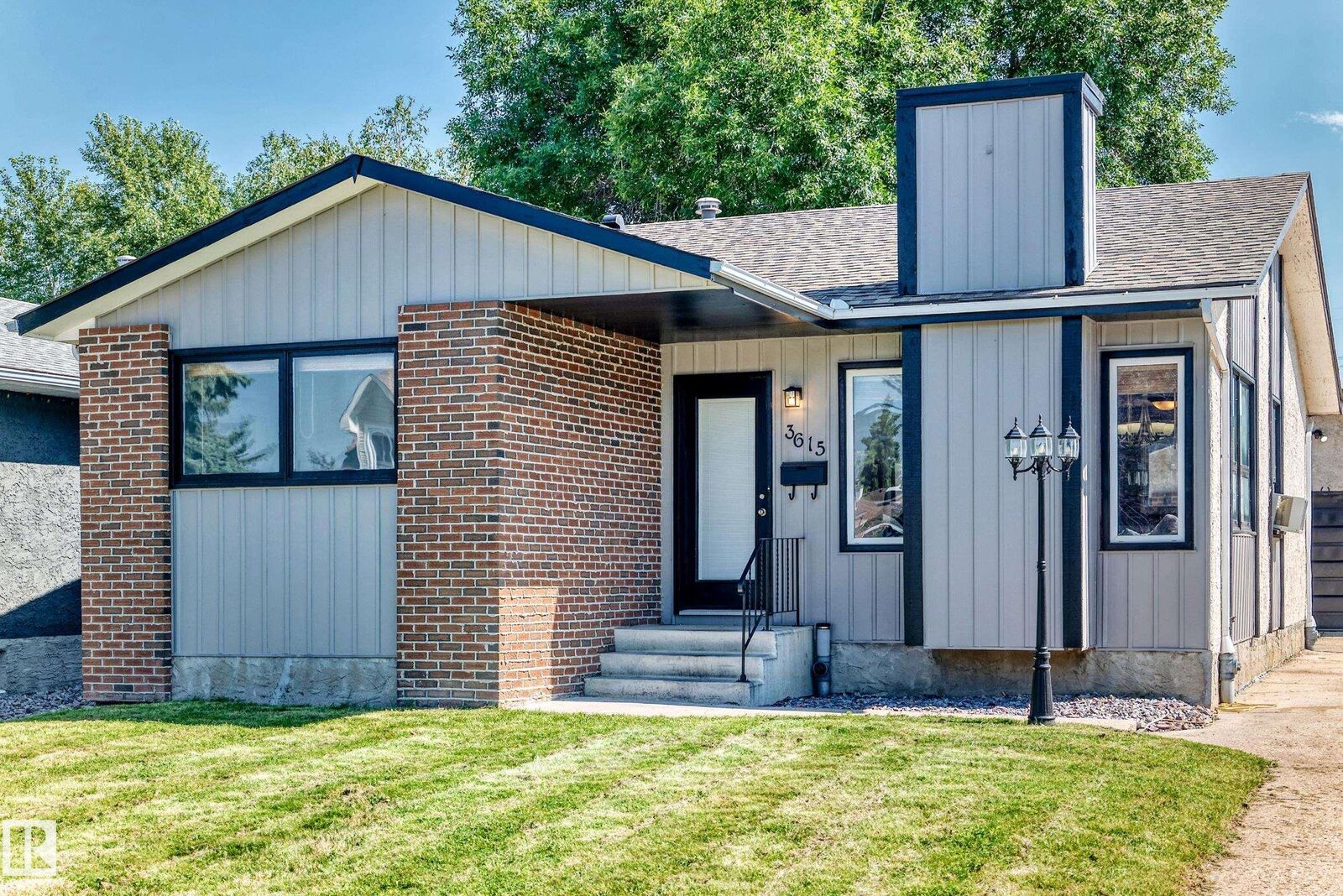 Property Photo:  3615 10 Avenue NW  AB T6L 2L2 