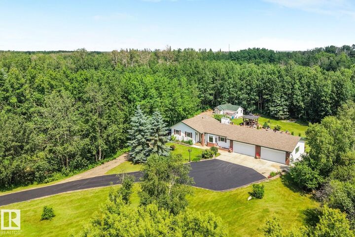 21252 Twp Road 530 170 — photo 1