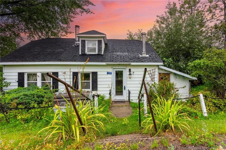 106 L'Etete Road — photo 1