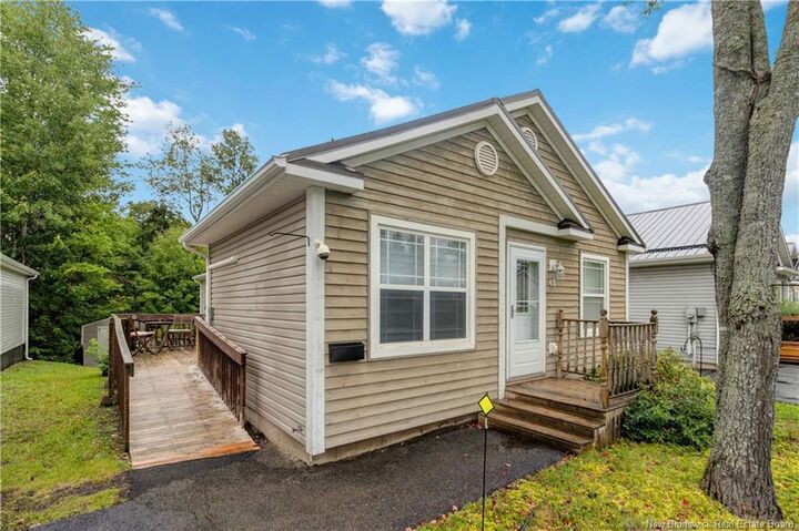 Property Photo:  43 Sequoia Drive  NB E1E 0A1 