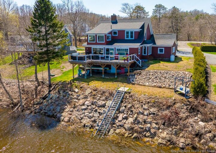 9 Driftwood Lane — photo 1