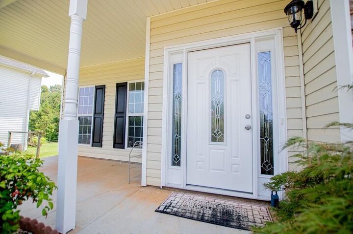 Property Photo: 233 Ivey Lake Parkway GA 30179