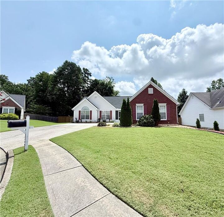 Property Photo:  3349 Hampton Trace Court  GA 30519 