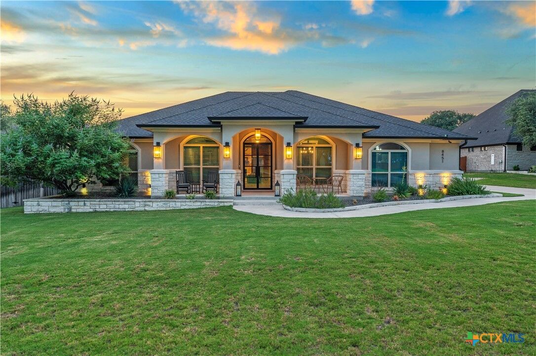 Property Photo: 8451 Spring Creek Loop TX 76571
