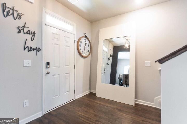 Property Photo: 7184 Bedrock Circle GA 30038