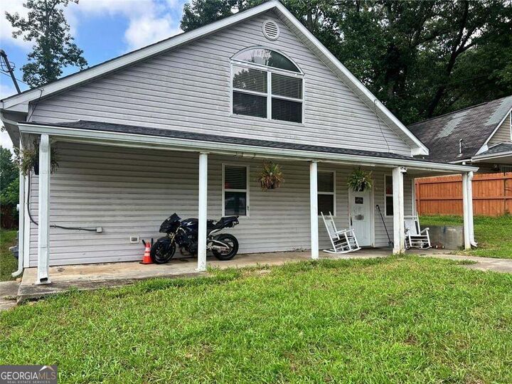 Property Photo: 4004 Campbellton Road SW GA 30331