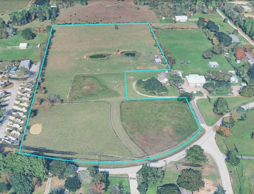 Property Photo: 0 Hufsmith Rd TX 77375