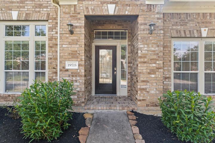 Property Photo: 19518 Creek Bend Drive TX 77388