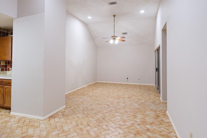 Property Photo:  7521 Brookleaf Drive  TX 77041 