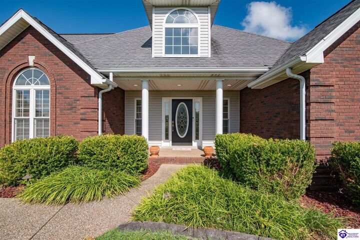 Property Photo:  1993 Mud Splash Road  KY 42740 