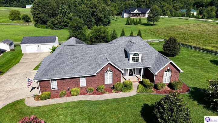 Property Photo: 1993 Mud Splash Road KY 42740