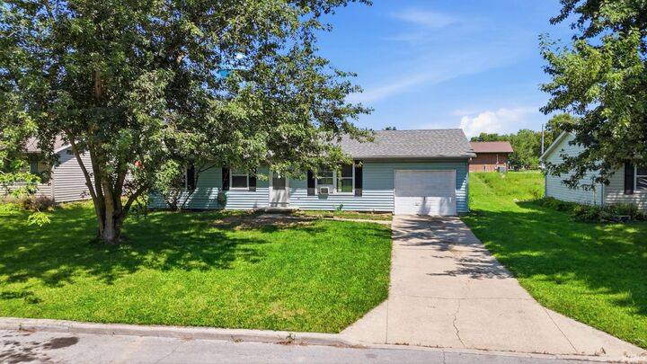 Property Photo: 627 E Jefferson Street IN 46792