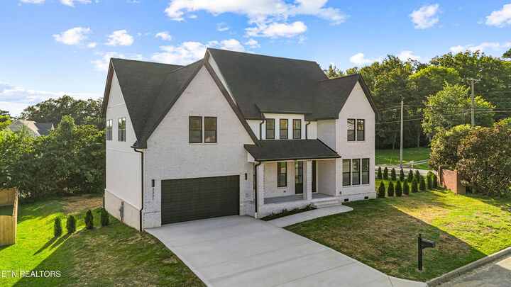 Property Photo: 3321 Whelahan Farm Rd TN 37924