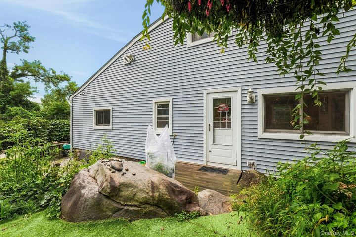 Property Photo: 256 Haviland Drive NY 12563